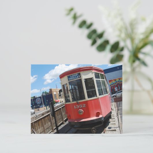 Carte postale Ucity Trolley #1 (Debout devant)