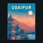 Carte Postale Udaipur Illustration Voyage Artistique Vintage Ind<br><div class="desc">Conception de voyage rétro à Udaipur. Udaipur,  souvent appelée la ville des lacs,  est une destination romantique et royale au Rajasthan,  connue pour ses palais majestueux,  ses lacs tranquilles et ses vues panoramiques sur les collines.</div>