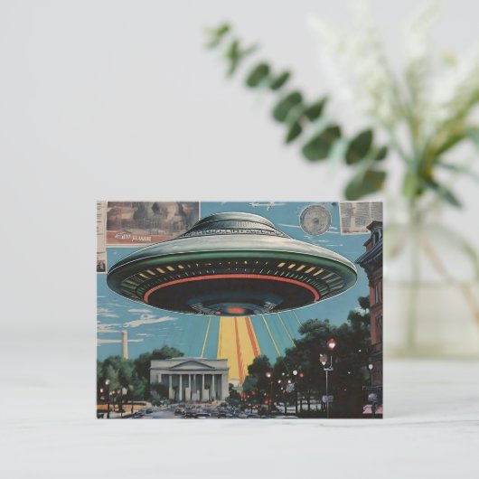 Carte Postale UFO sur DC (Debout devant)