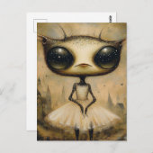 Carte Postale Un adorable alien en robe rose (Devant / Derrière)