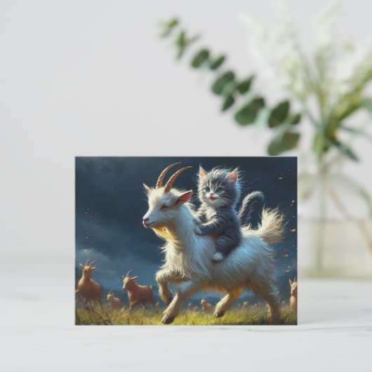 Carte Postale Un adorable chat chevauchant une chèvre (Debout devant)