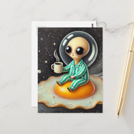 Carte Postale Un Alien amusant sur un navire à oeufs frits dans (Devant/Arrière en situation)