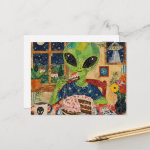 Carte Postale Un Alien Mignon Mangant du Gâteau