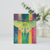 Carte Postale Un beau papillon de nuit vert (Debout devant)