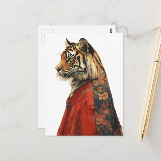 Carte Postale Un beau tigre dans une robe (Devant/Arrière en situation)