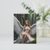 Carte Postale Un bel ange dans la forêt (Debout devant)