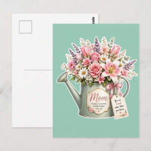 Carte Postale Un bouquet de fleurs dans un arrosoir pour maman