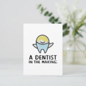 Carte Postale Un dentiste en devenir (Debout devant)