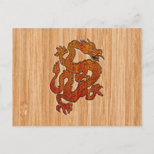 Carte Postale Un dragon rouge sur Bambou comme