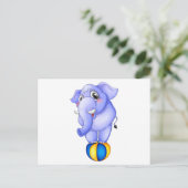 Carte Postale Un éléphant au-dessus du ballon rebondissant (Debout devant)