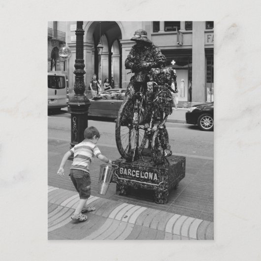 Carte Postale Un garçon à Barcelone (Devant)