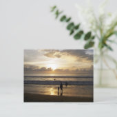 Carte Postale Un instant (Debout devant)