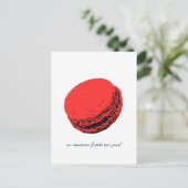 Carte Postale Un macaron fraise par jour ! (Debout devant)