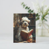 Carte Postale Un Mignon Chien Laissant Un Livre (Debout devant)