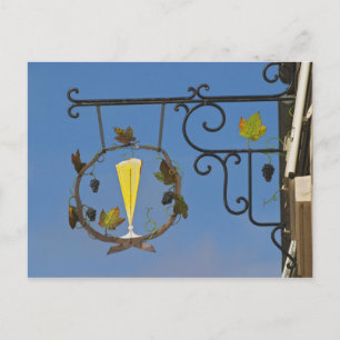 Carte Postale Un panneau en fer forgé qui illustre le thème
