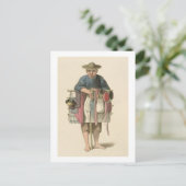 Carte Postale Un Pédlar, assiette 17 de 'Le Costume de Chine', f (Debout devant)