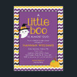 Carte Postale Un Petit Boo Est Presque Dû Au Baby shower<br><div class="desc">"Un peu de livre est presque dû" Baby shower d'invitation à Halloween cartes postales.</div>