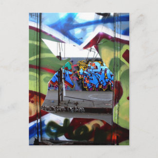 Carte Postale Un Regard Dans L'Usine