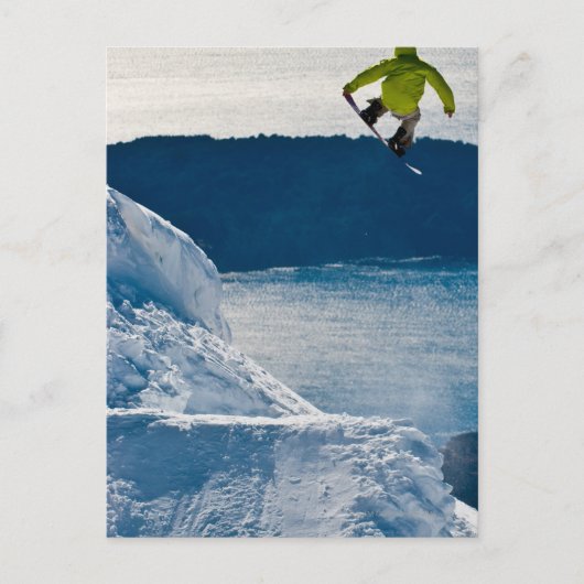 Carte Postale Un snowboarder saut (Devant)