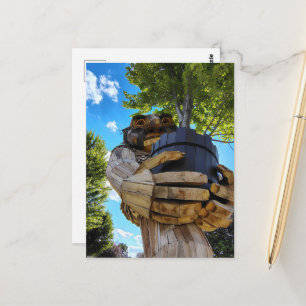 Carte Postale Un troll tenant un arbre pour protéger la nature