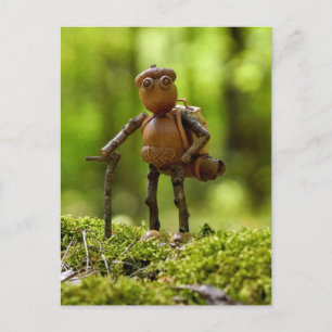 Carte Postale Un vagabond en voyage. Camping d'été