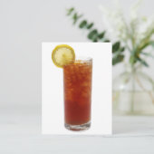Carte Postale Un verre de thé glacé (Debout devant)