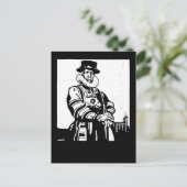 Carte Postale Un Yeoman Warder ou Beefeater (Debout devant)
