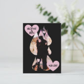 Carte Postale Under Umbrella: Romantic Couple Kissing in Rain (Debout devant)