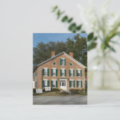 Carte Postale Une auberge de jeunesse en Iowa (Debout devant)