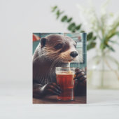 Carte Postale Une bière dans un café (Debout devant)