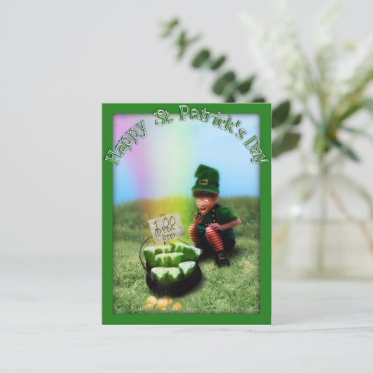 Carte Postale Une bière Pot O' au fond de l'arc-en-ciel ! (Debout devant)