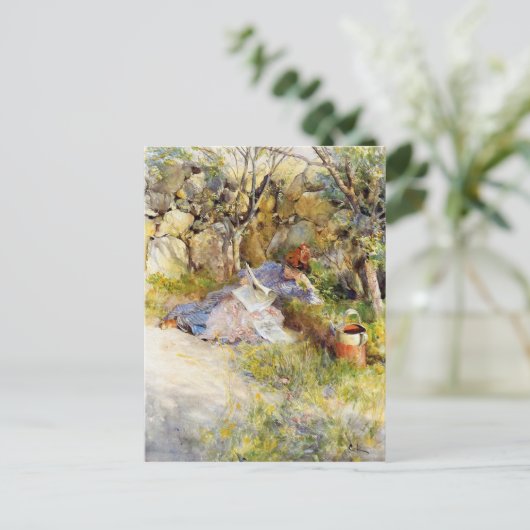 Carte Postale Une dame lit un journal (Debout devant)