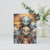 Carte Postale Une famille d'extraterrestres (Debout devant)