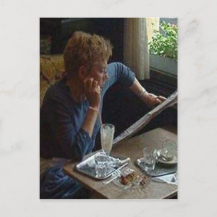 Carte Postale Une femme dans un café viennois sq.jpg