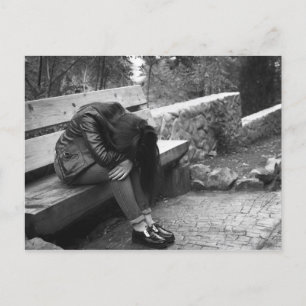 Carte Postale Une femme en dépression