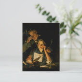Carte Postale Une fille lisant une lettre (Debout devant)