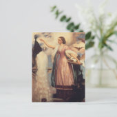 Carte Postale Une fille qui nourrit des paons (Debout devant)