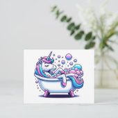 Carte Postale Une licorne adorable dans une baignoire (Debout devant)
