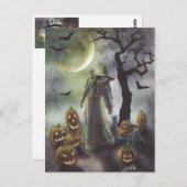 Carte Postale Une marche brumeuse à Halloween. (Devant / Derrière)