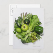 Carte Postale Une sélection de fruits et légumes verts. (Devant / Derrière)