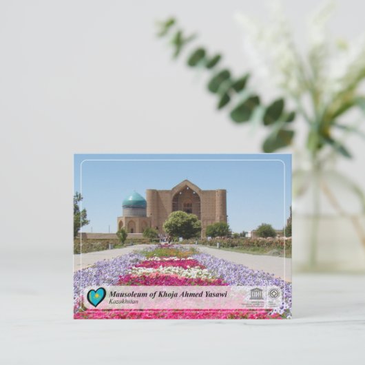 Carte Postale UNESCO WHS - Mausolée de Khoja Ahmed Yasawi (Debout devant)