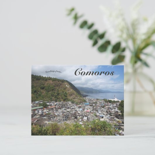 Carte Postale Union des Comores pour l'île de Mutsamudu Anjouan (Debout devant)