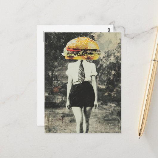 Carte Postale Unique Surreal Cheeseburger Femme Mixte Média (Devant/Arrière en situation)