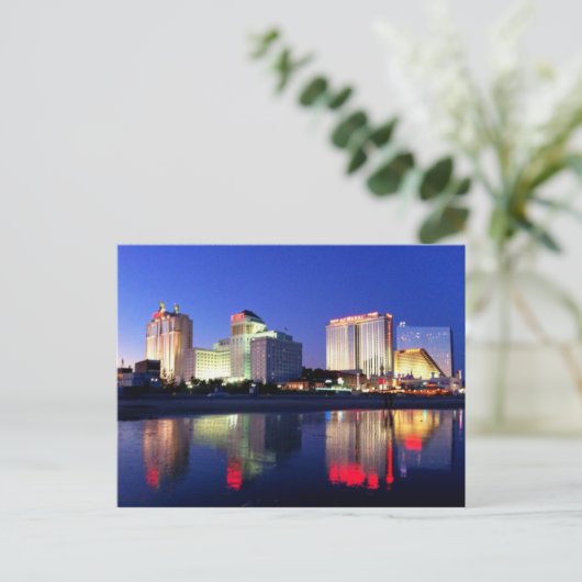 Carte Postale urbain (Debout devant)