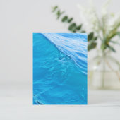 Carte Postale vague d'eau bleue (Debout devant)