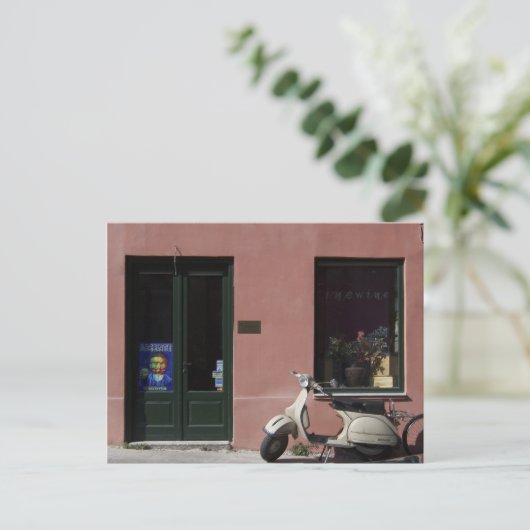 Carte Postale Vaisselle (Debout devant)