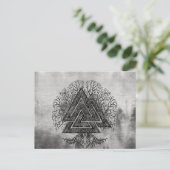 Carte Postale Valknut and Tree of Life Yggdrasil (Debout devant)