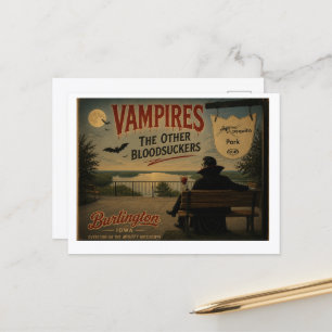 Carte Postale Vampire dans le parc de Burlington Iowa