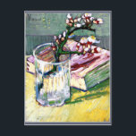 Carte Postale Van Gogh - Branche d'amande florissante avec un li<br><div class="desc">Vincent van Gogh célèbre peinture,  Branche d'amande en fleurs dans un verre avec un livre</div>