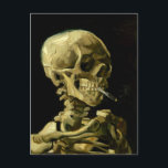 Carte Postale Van Gogh Fumer du squelette<br><div class="desc">Carte postale représentant la peinture à l’huile de Vincent van Gogh,  Skull of a Skeleton with Burning Cigarette (1885-86). Un grand cadeau pour les amateurs de post-impressionnisme et d'art hollandais !</div>